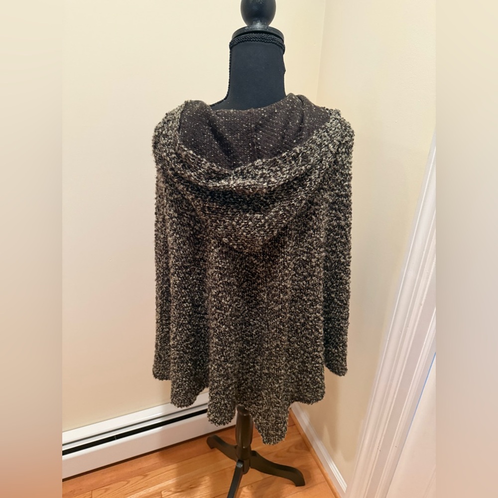 Tempo Paris Black and Gray Cowl Neck Poncho Fashionable and warm